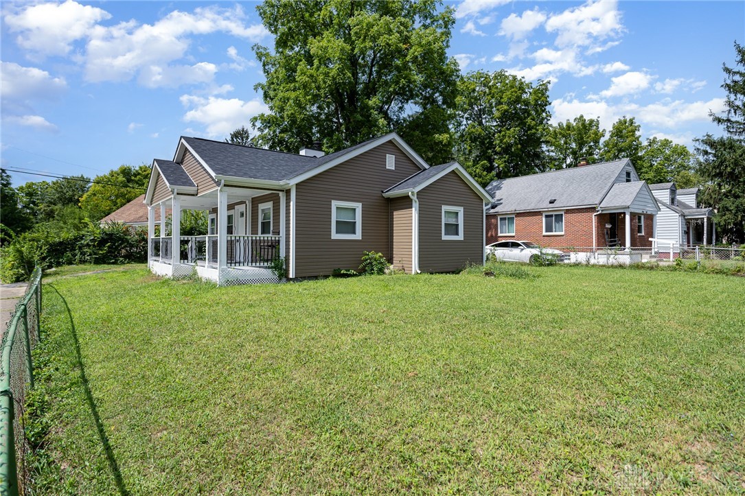 Photo 15 of 15 of 1453 Kingsley Avenue house