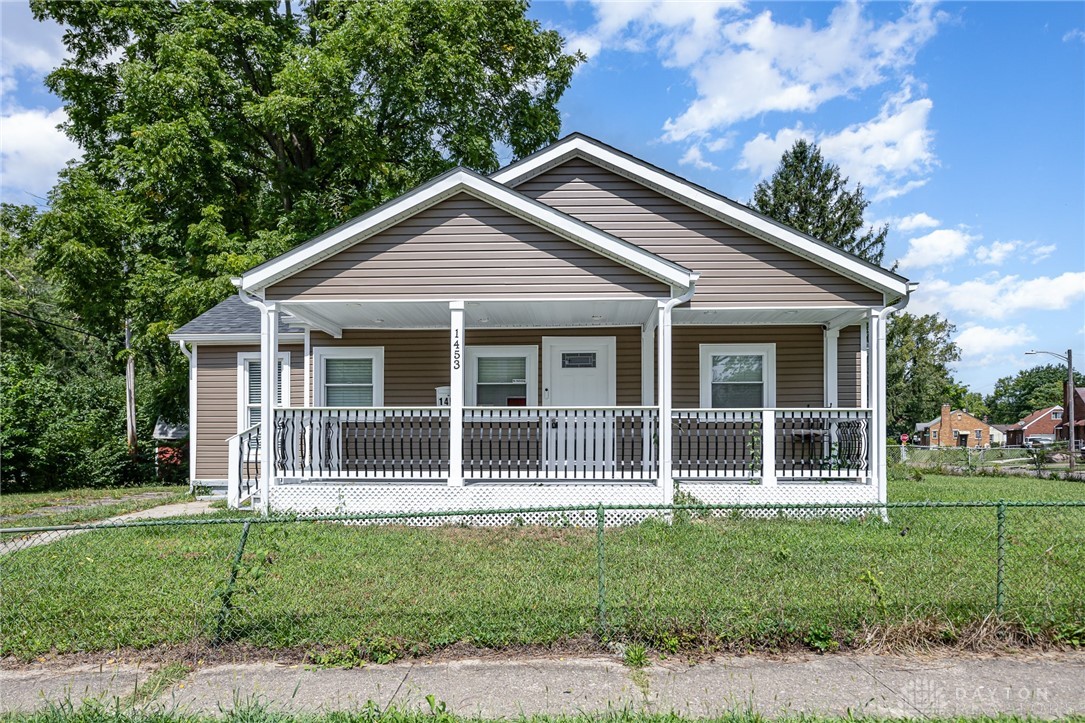 Photo 2 of 15 of 1453 Kingsley Avenue house