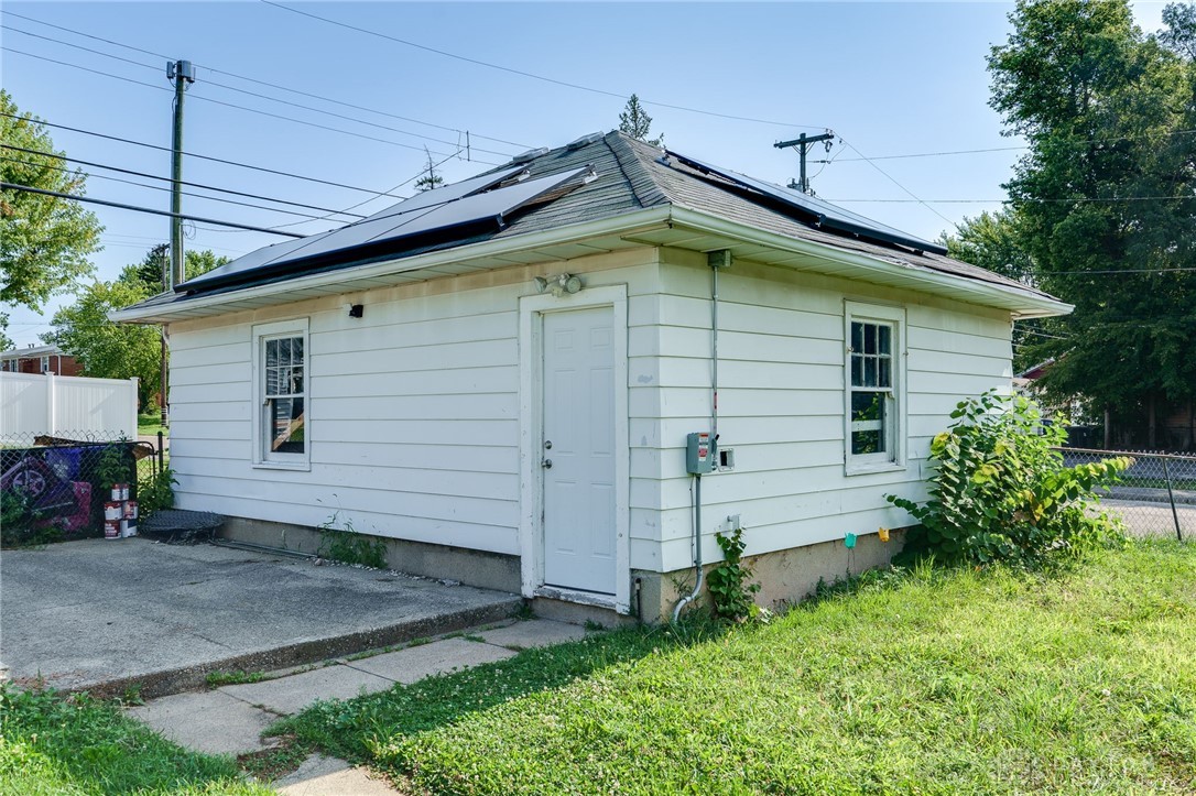 Photo 39 of 43 of 159 Bellaire Avenue house