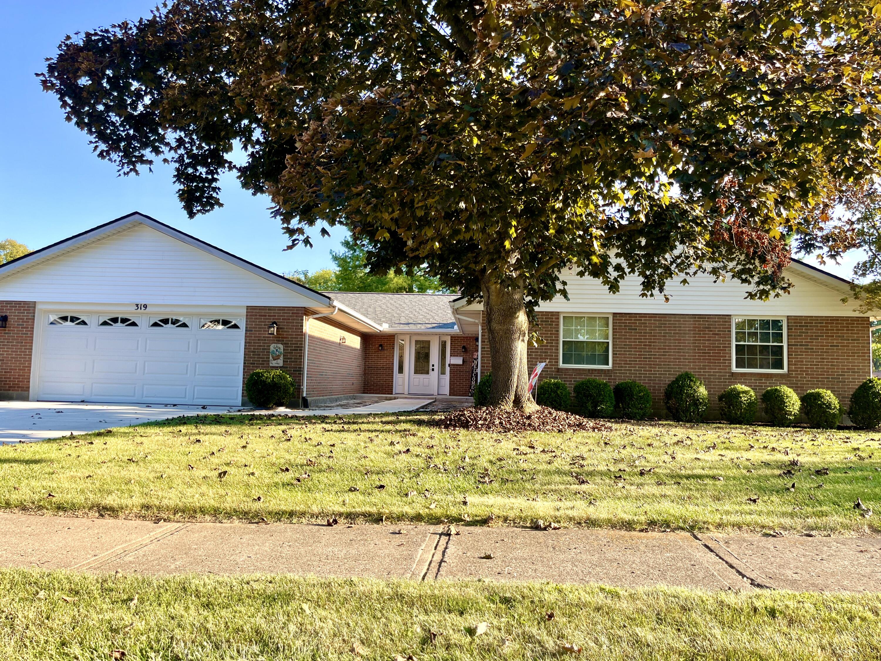 Photo 1 of 27 of 319 Beechgrove Drive house