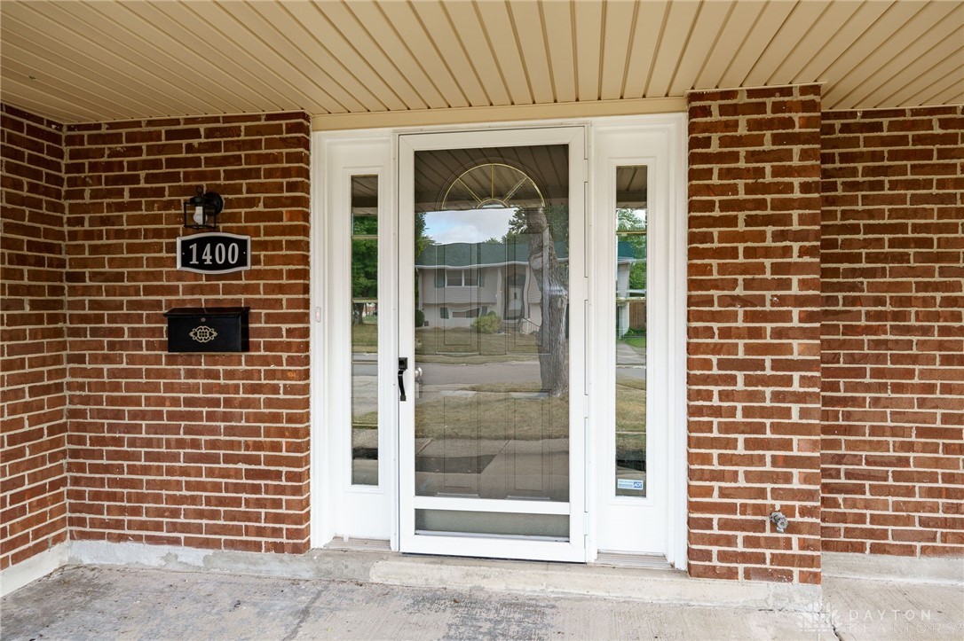 Photo 6 of 48 of 1400 Wedgewood Drive house