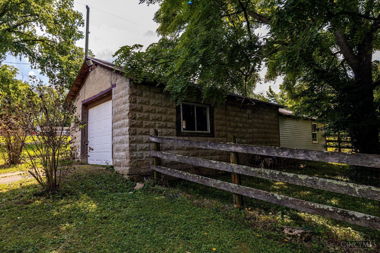 Photo 8 of 51 of 2331 Hamilton Middletown Road land