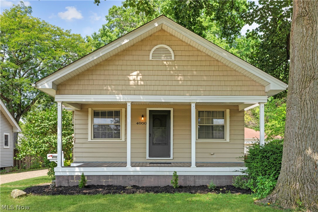 Photo 1 of 25 of 4000 W 224th Street house