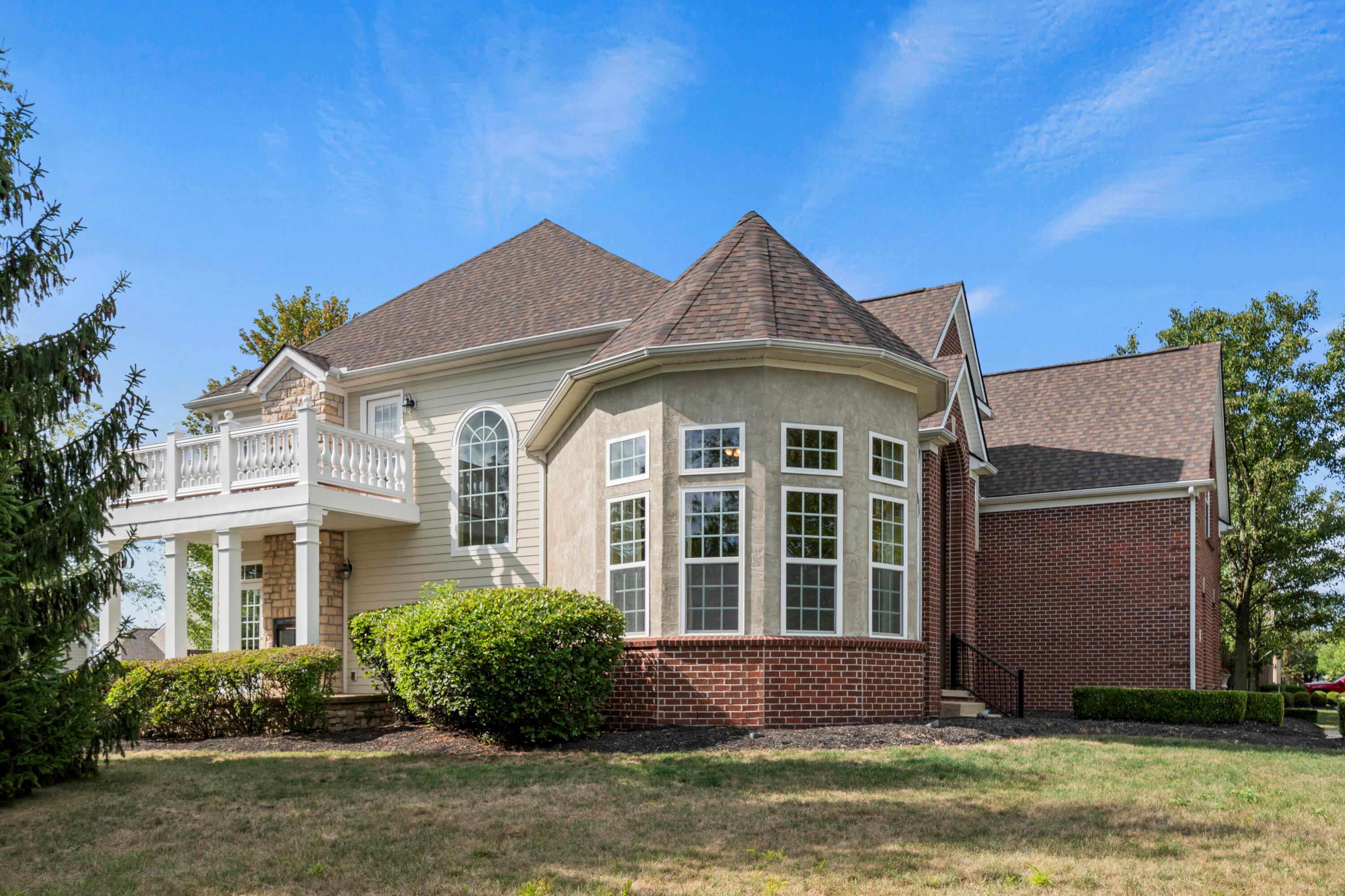 Photo 3 of 65 of 4830 Chantry Drive house