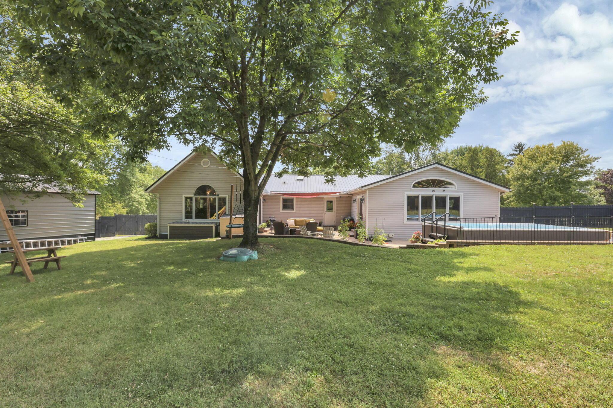 Photo 71 of 82 of 3313 Meadowbrook Drive NE house