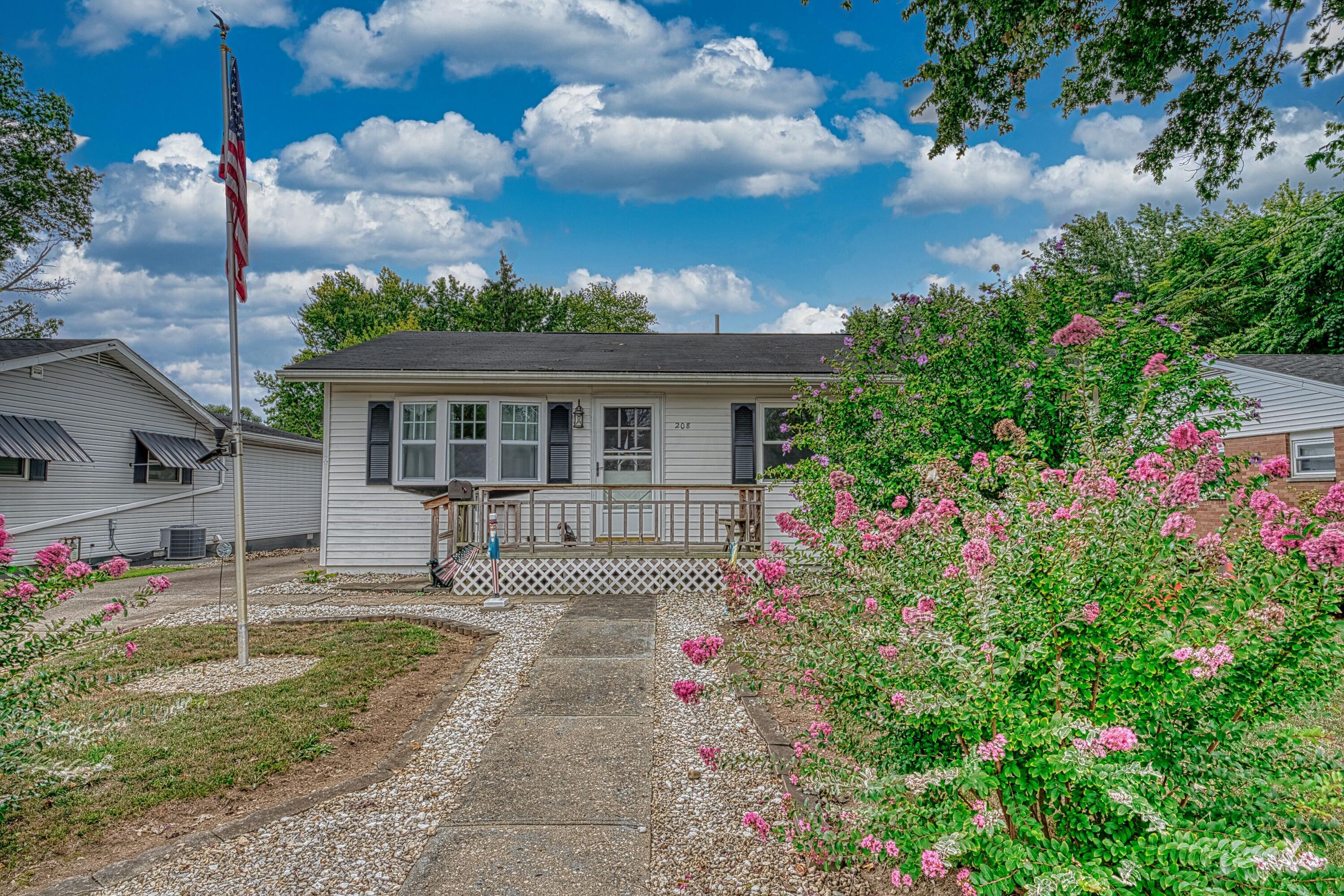 Photo 1 of 4 of 208 Lewis Avenue house