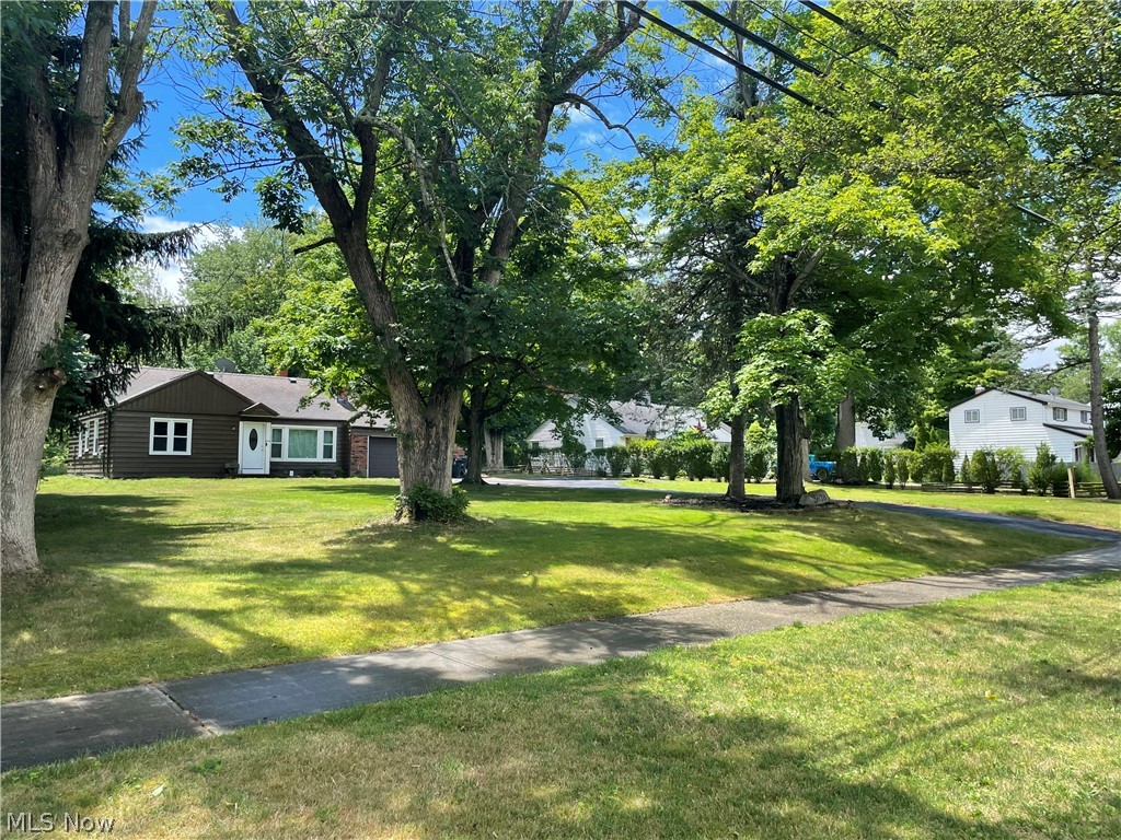 Photo 7 of 41 of 5678 Ridgebury Boulevard house