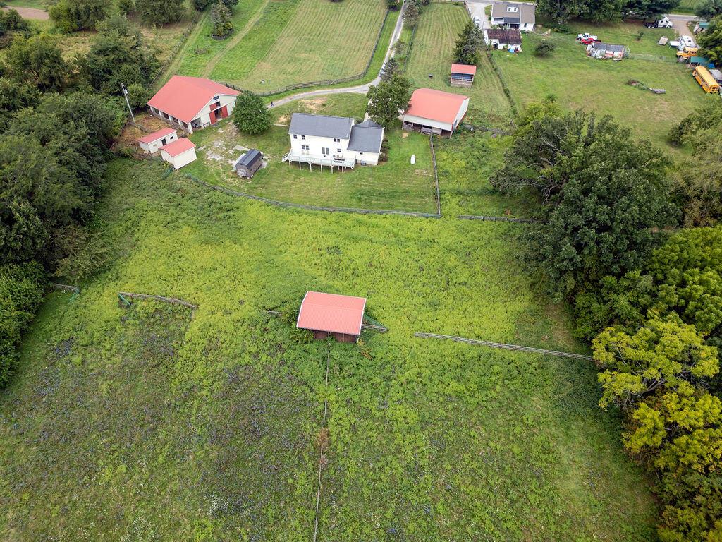 Photo 35 of 64 of 1909 County Road 24 house