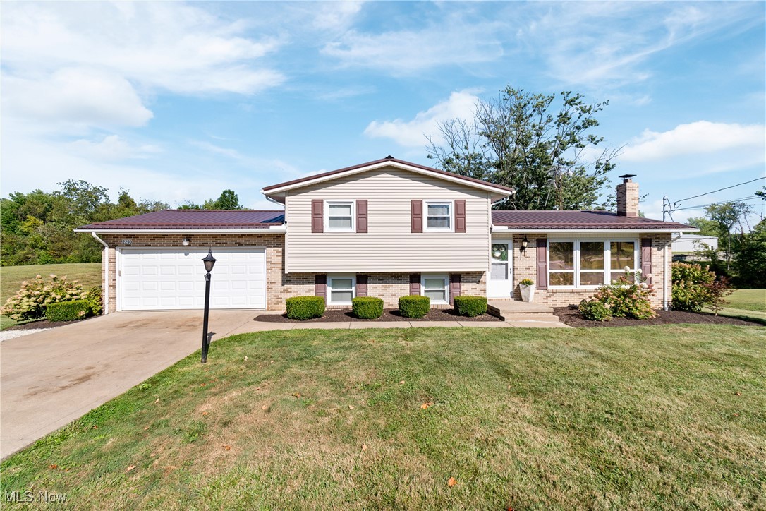 Photo 1 of 30 of 2250 Greendale Avenue SW house