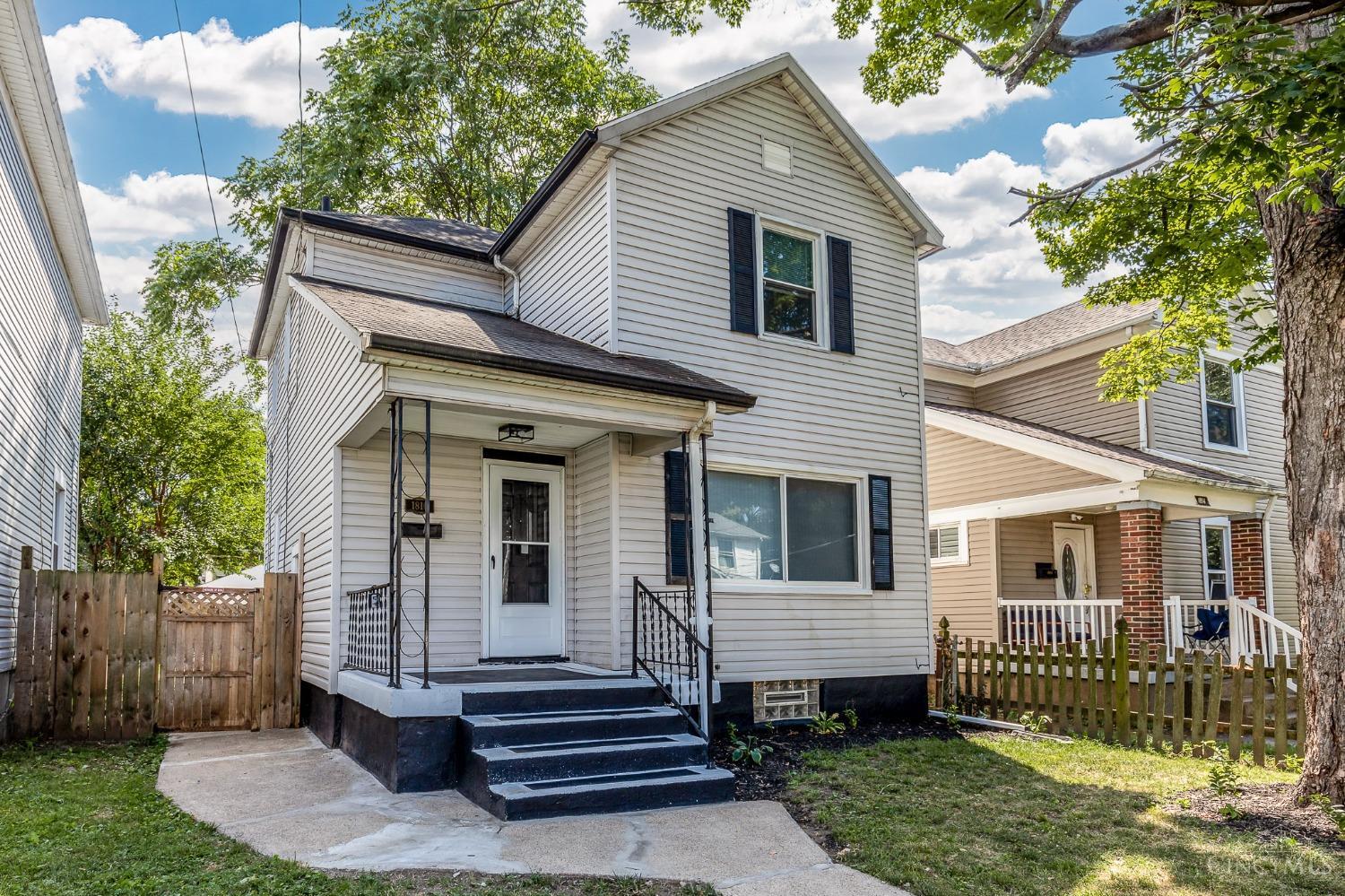 Photo 1 of 23 of 1816 Clarendon Avenue house