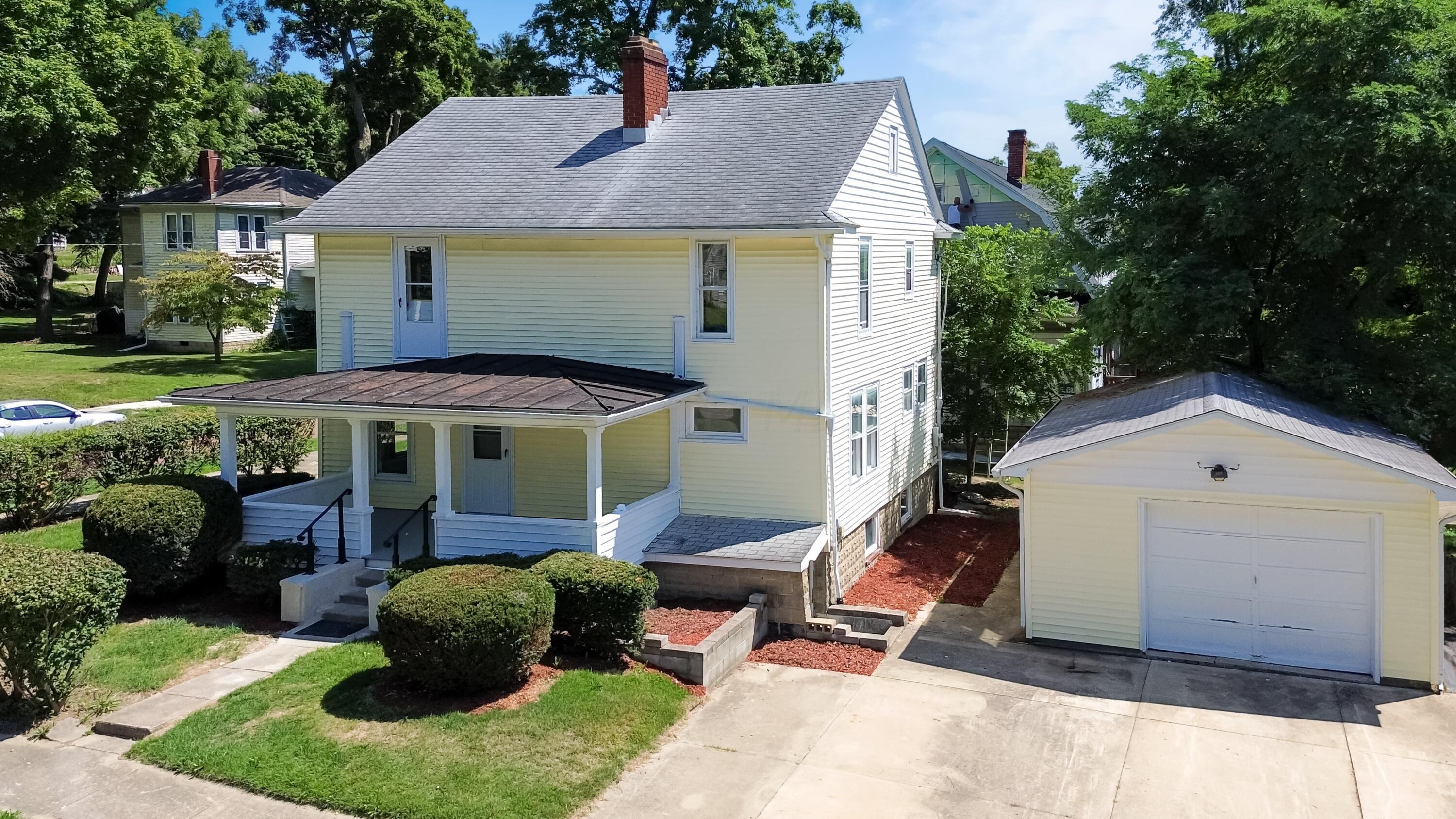 Photo 2 of 52 of 200 E Burgess Street house