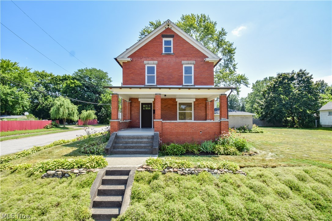 Photo 1 of 26 of 103 Belmont Avenue house