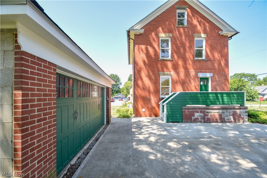 Photo 24 of 26 of 103 Belmont Avenue house