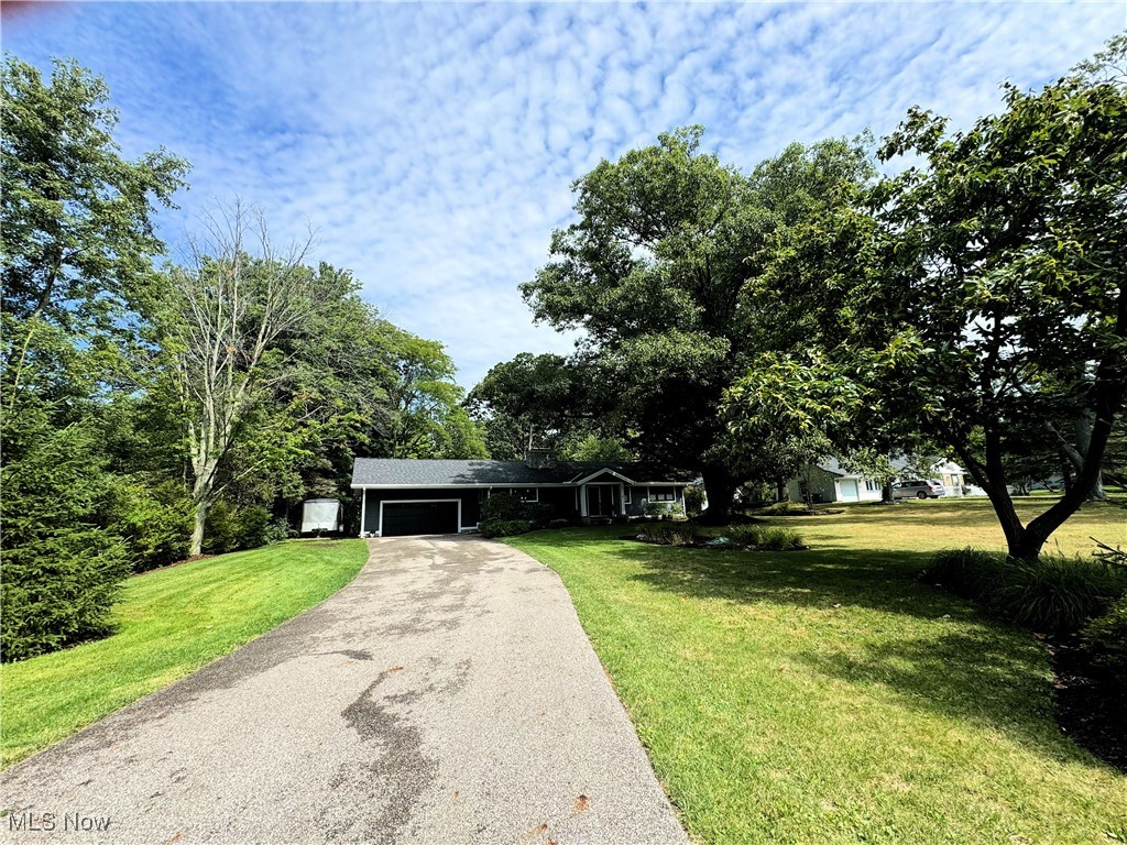 Photo 4 of 44 of 27799 Emery Road house