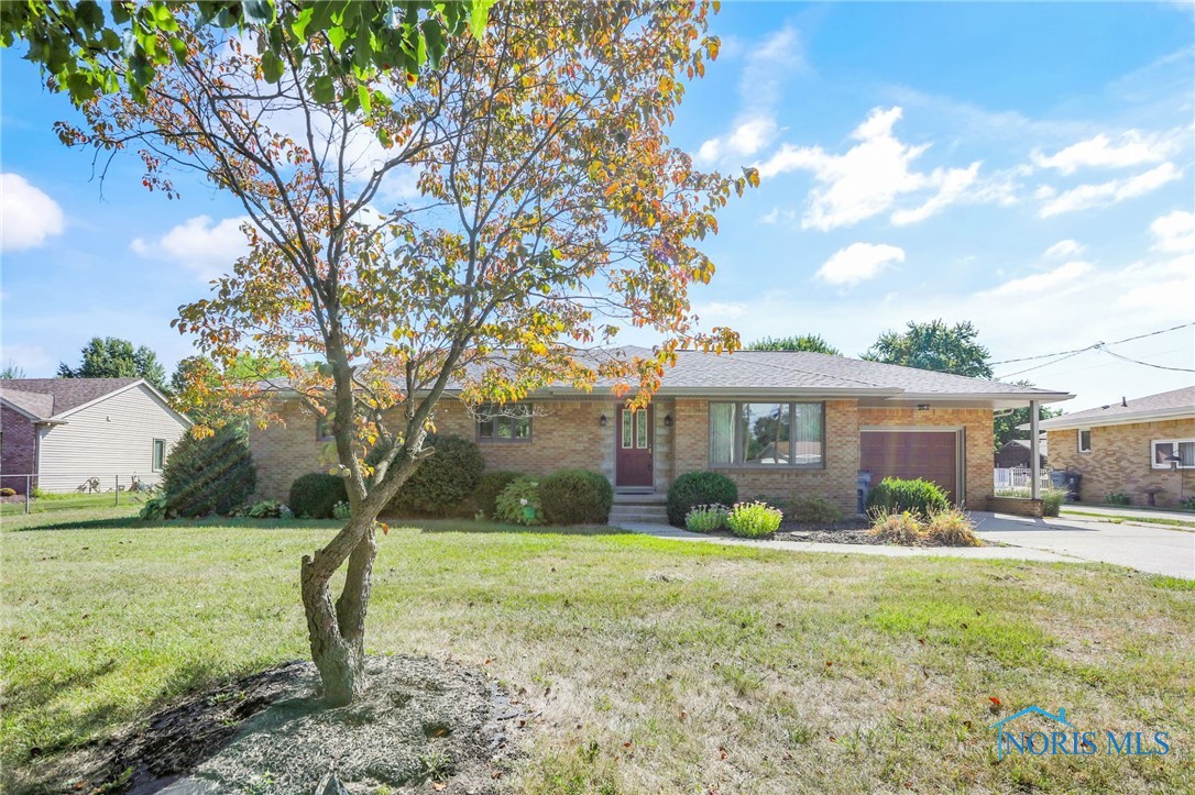 Photo 1 of 44 of 143 S Berlin Avenue house