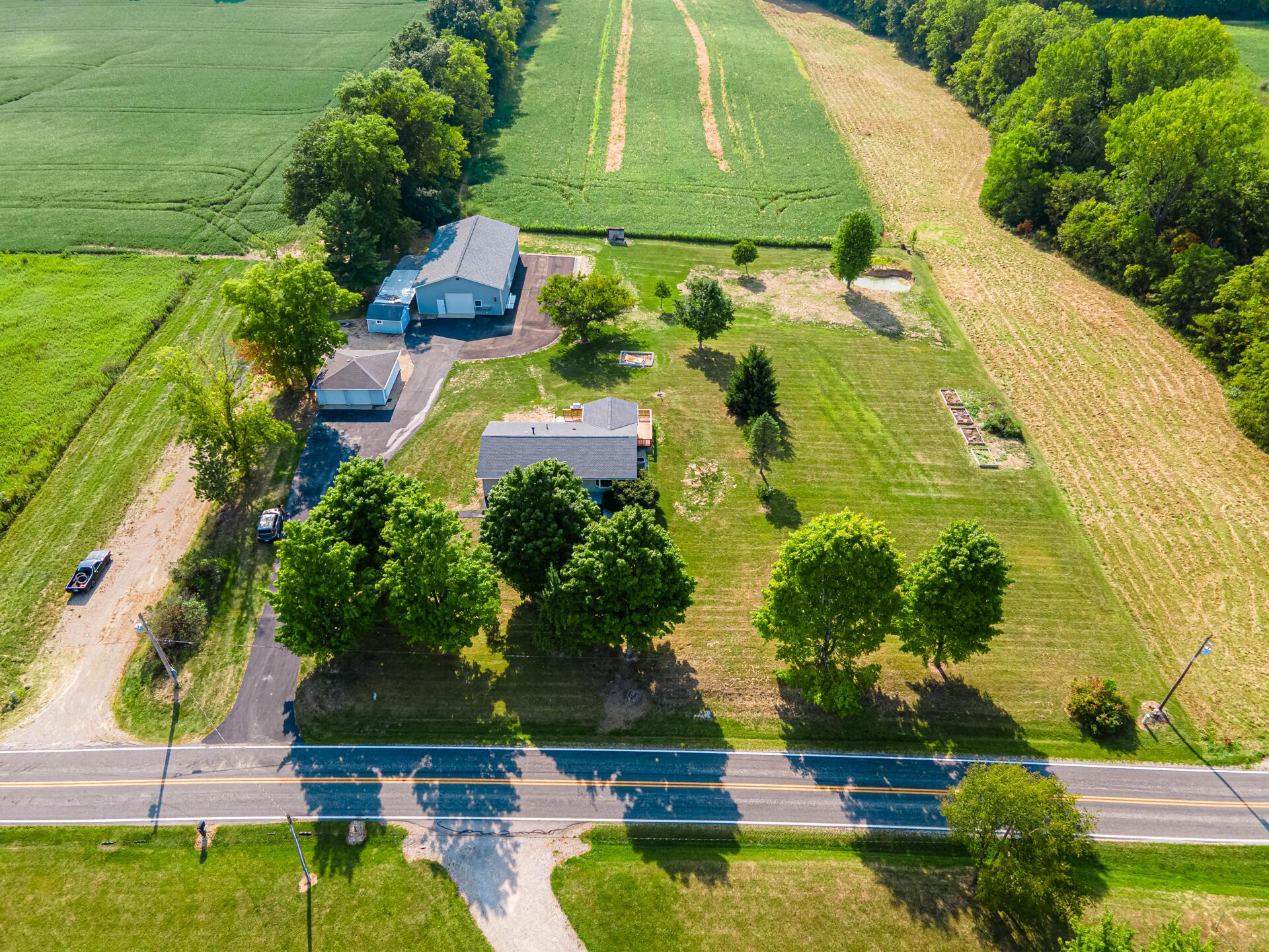 Photo 4 of 56 of 5000 Ostrander Road house