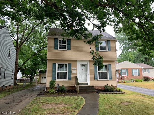 Photo 1 of 14 of 4815 Torrington Avenue house