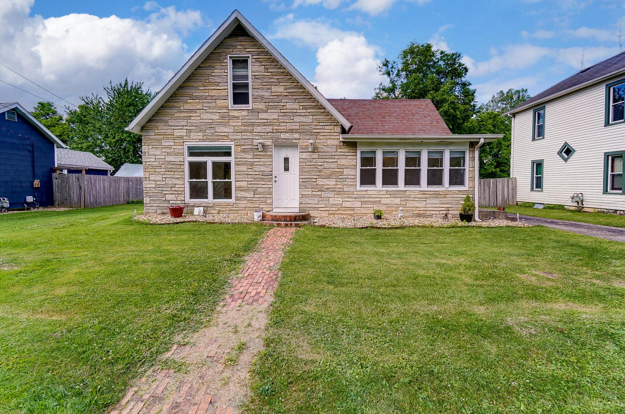 Photo 1 of 36 of 14222 Cleveland Road SW house