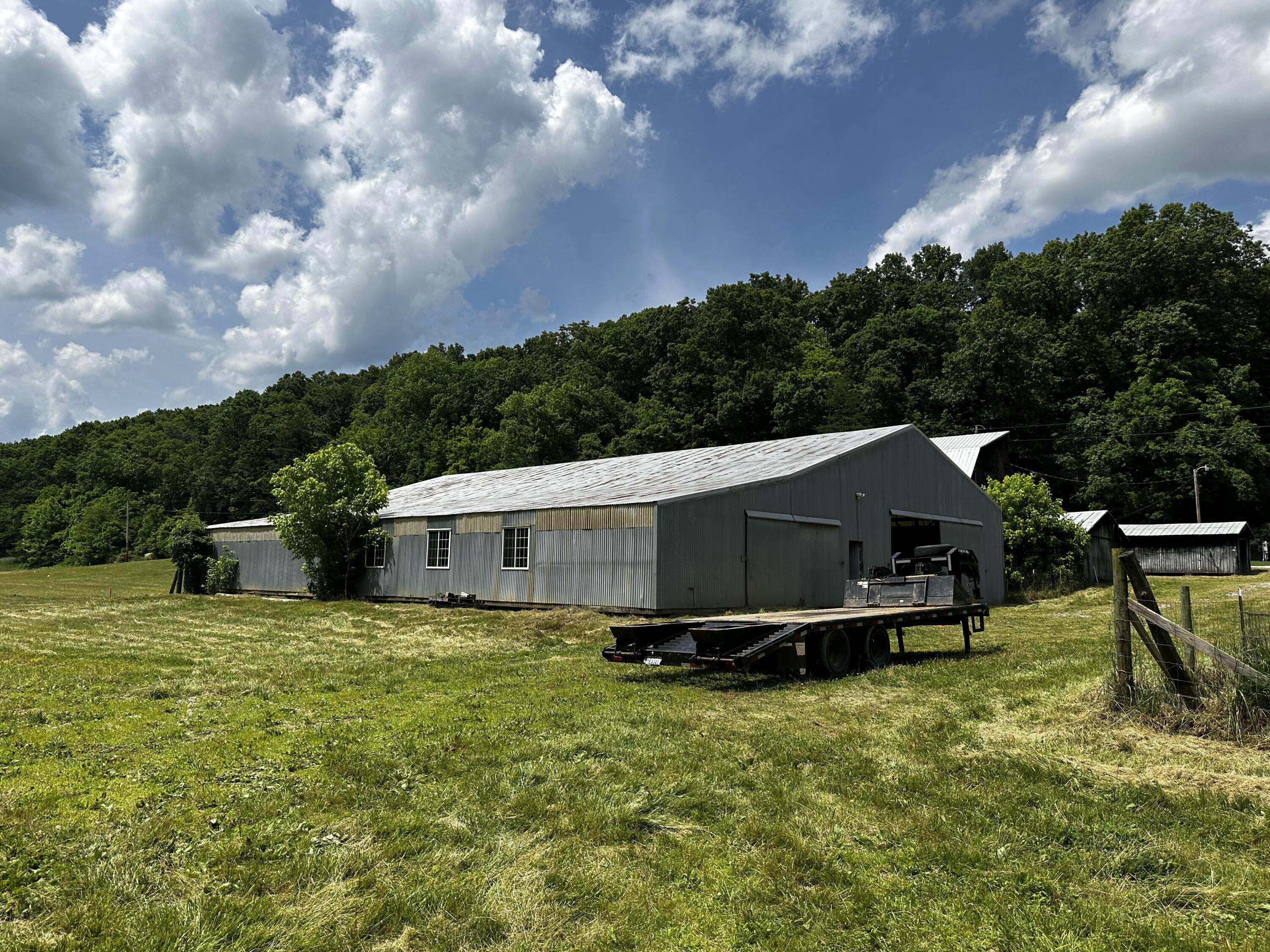 Photo 5 of 81 of 1773 Hull Road (Barns and Caves on Wayne) land