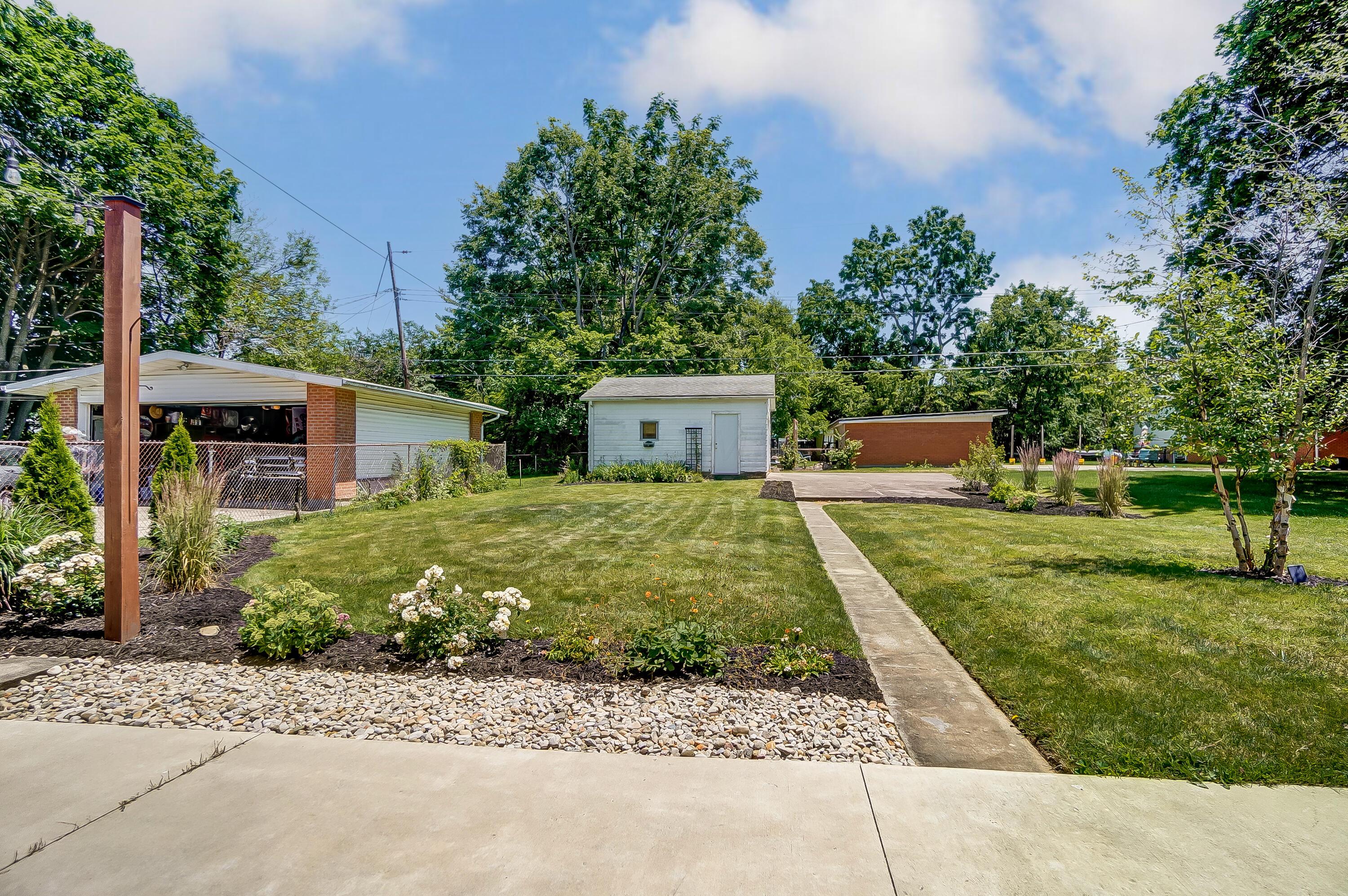 Photo 44 of 44 of 1418 N Lowry Avenue house