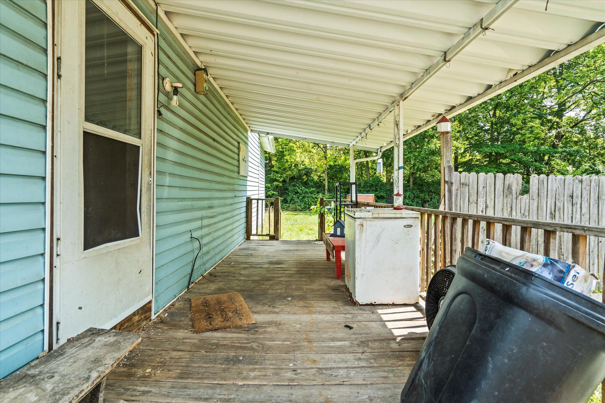 Photo 5 of 21 of 970 Hillcrest Avenue house