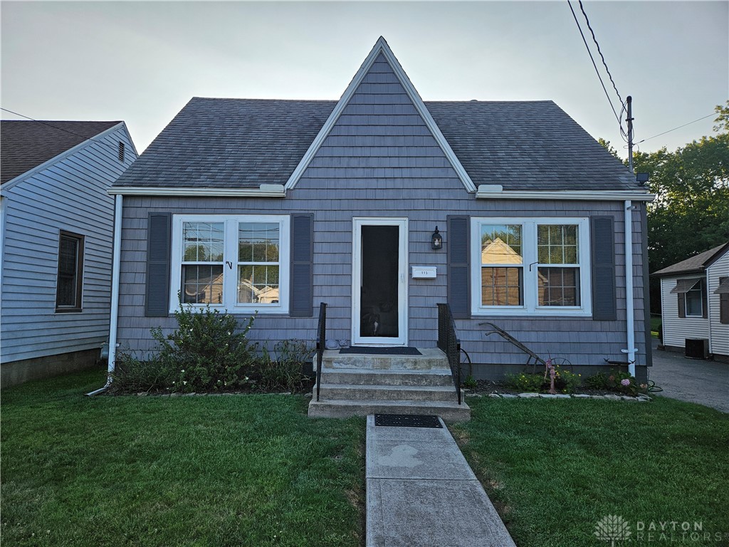 Photo 1 of 14 of 115 Lawnview Avenue house