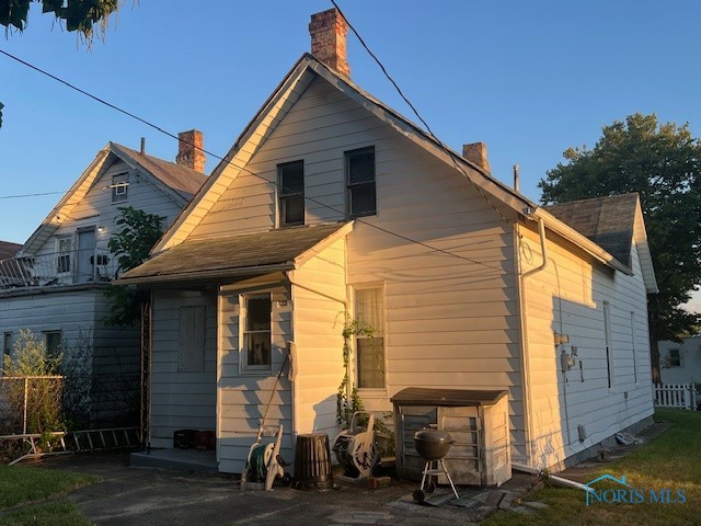 Photo 20 of 24 of 726 Fernwood Avenue house