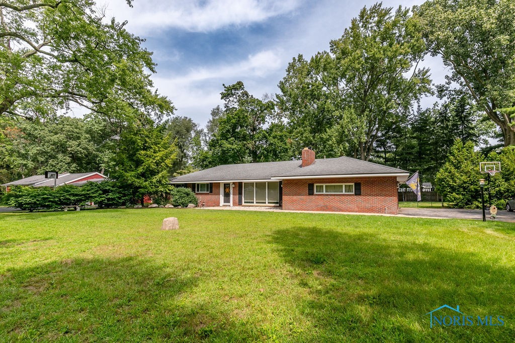 Photo 5 of 8 of 4758 S Crestridge Road house