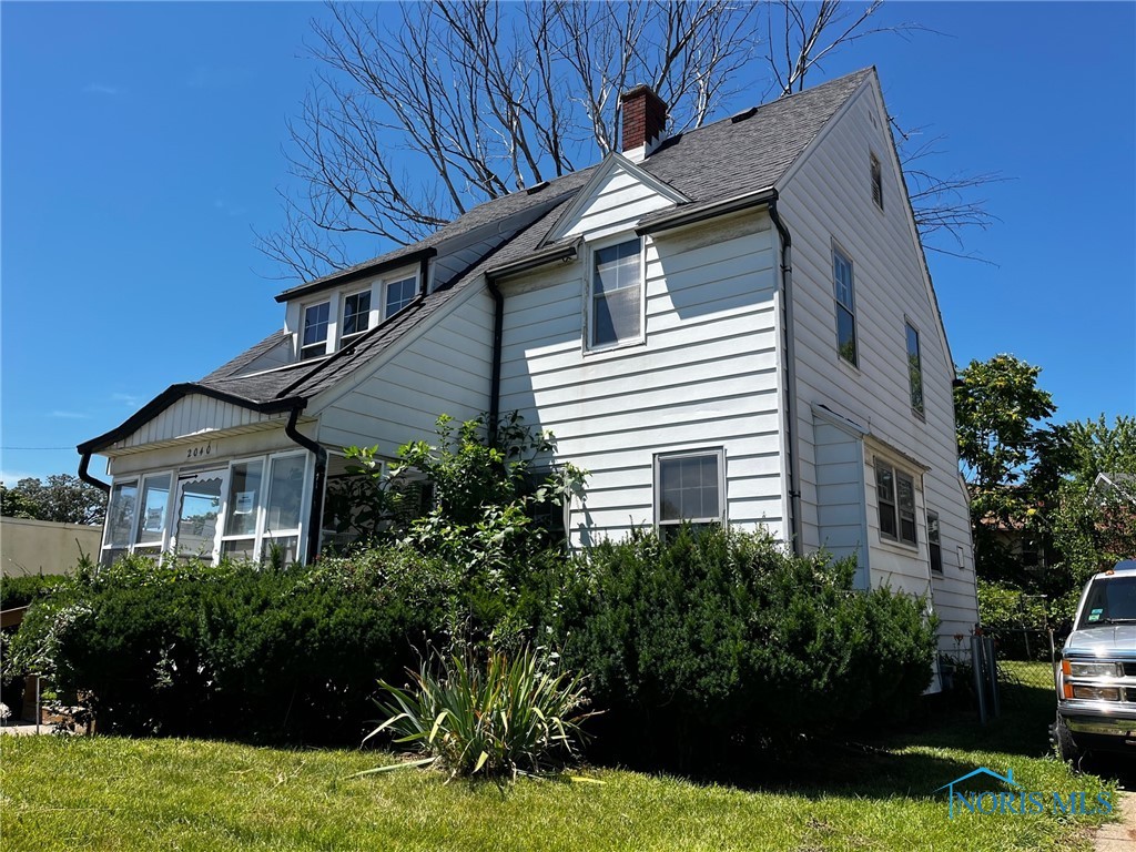 Photo 2 of 22 of 2040 Dorr Street house