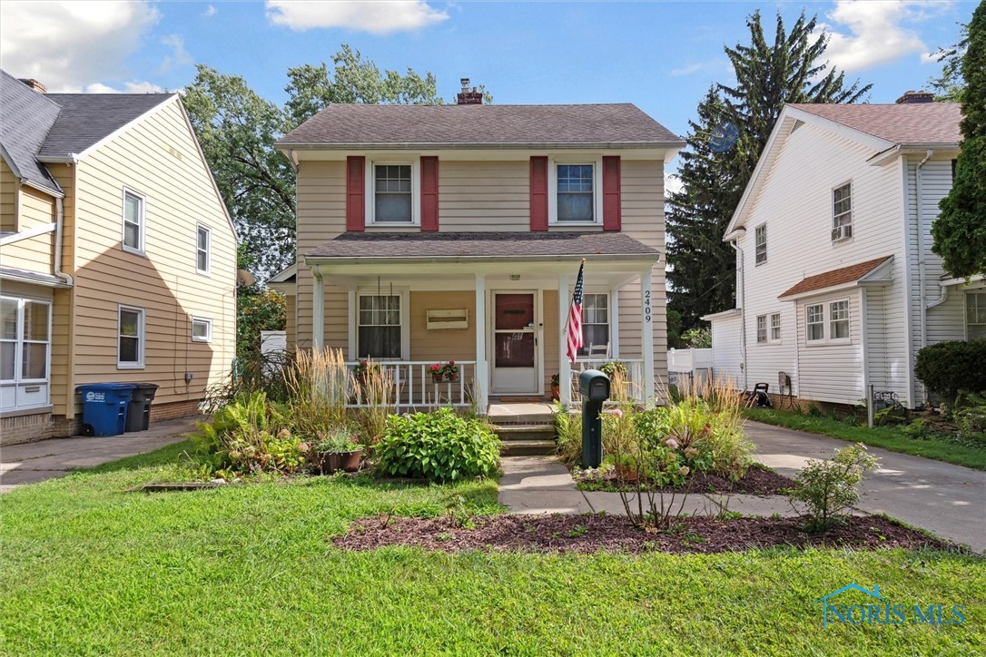 Photo 1 of 13 of 2409 Eastbrook Drive house