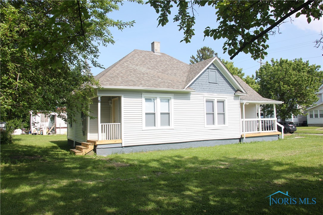 Photo 4 of 30 of 1205 Paxton Street house