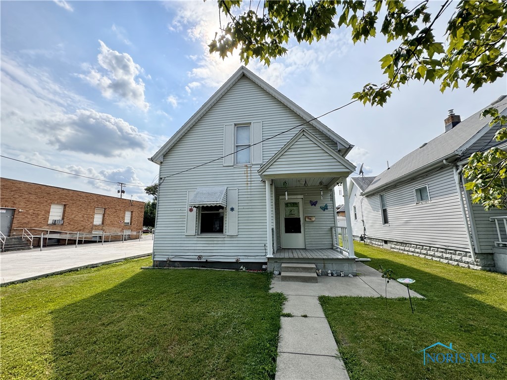 Photo 2 of 4 of 734 Willard Street house