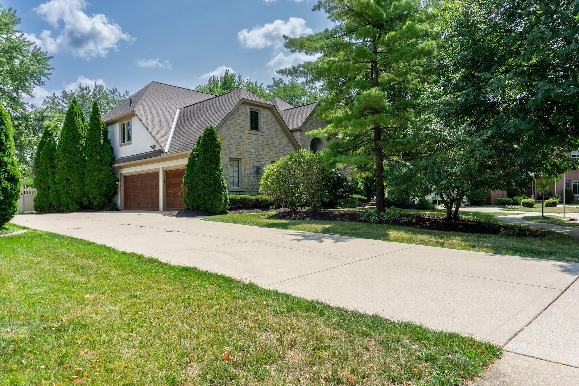 Photo 6 of 63 of 308 Windcroft Drive house