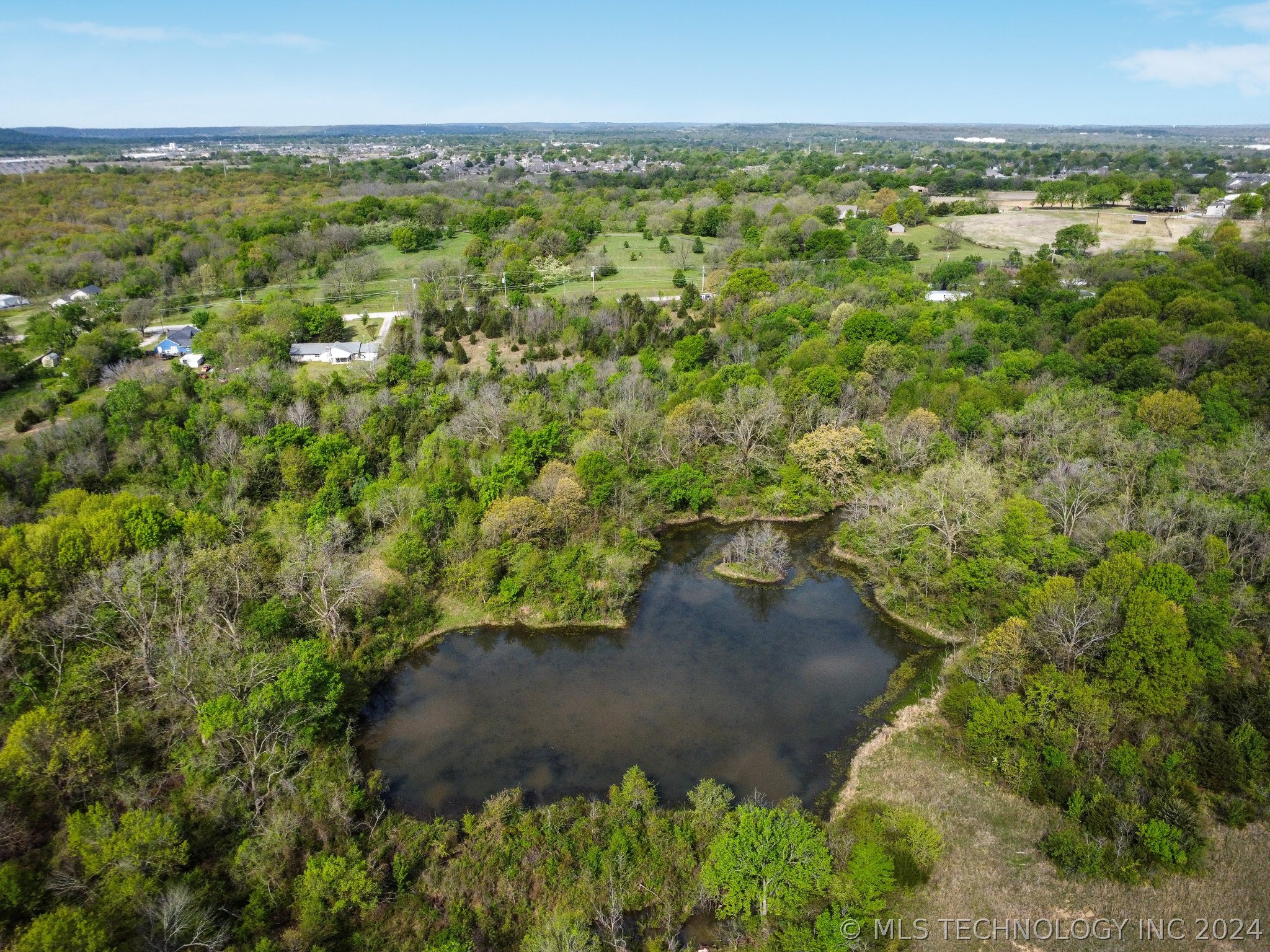 Photo 10 of 14 of S Peoria Avenue land