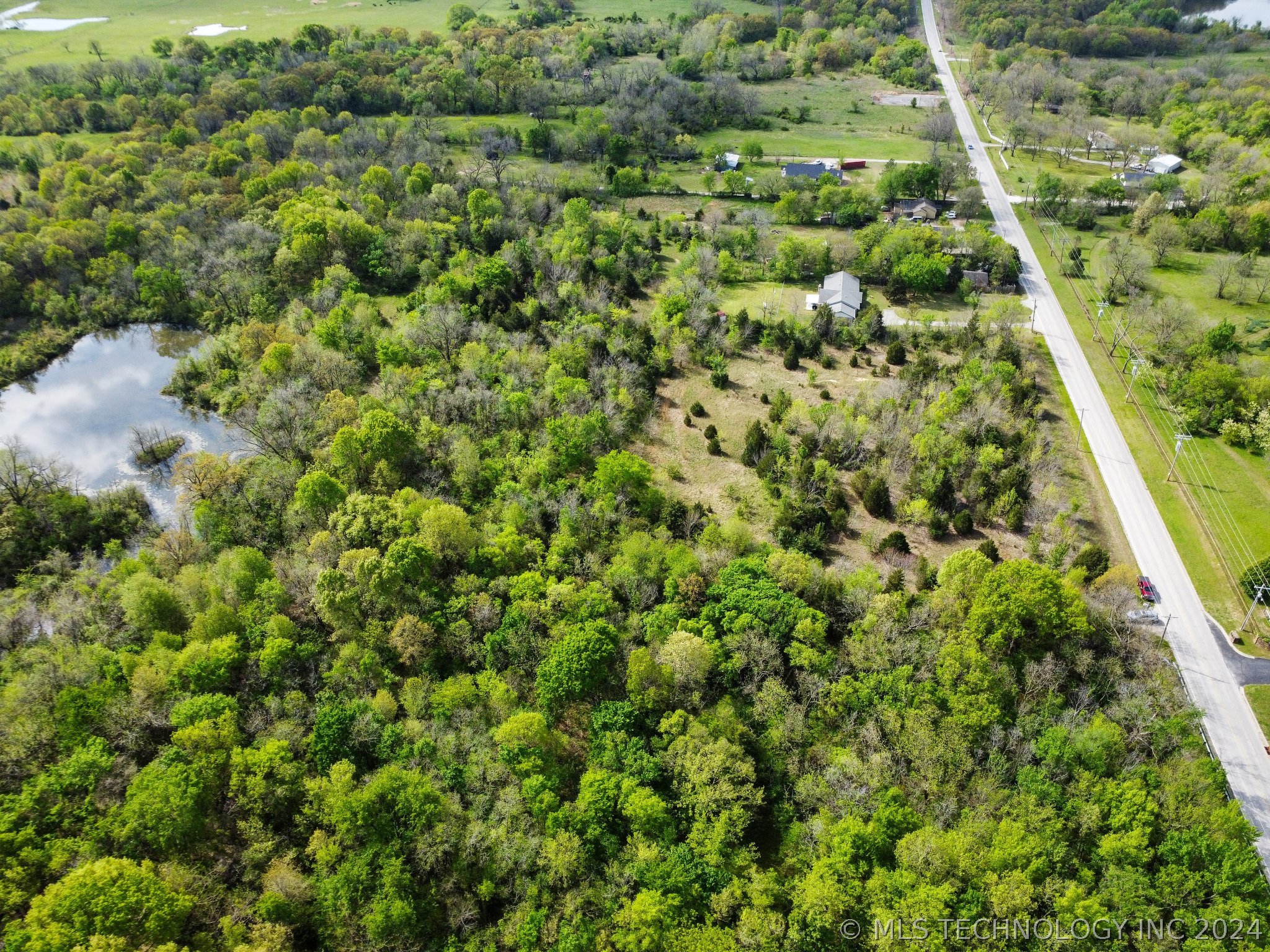 Photo 3 of 14 of S Peoria Avenue land