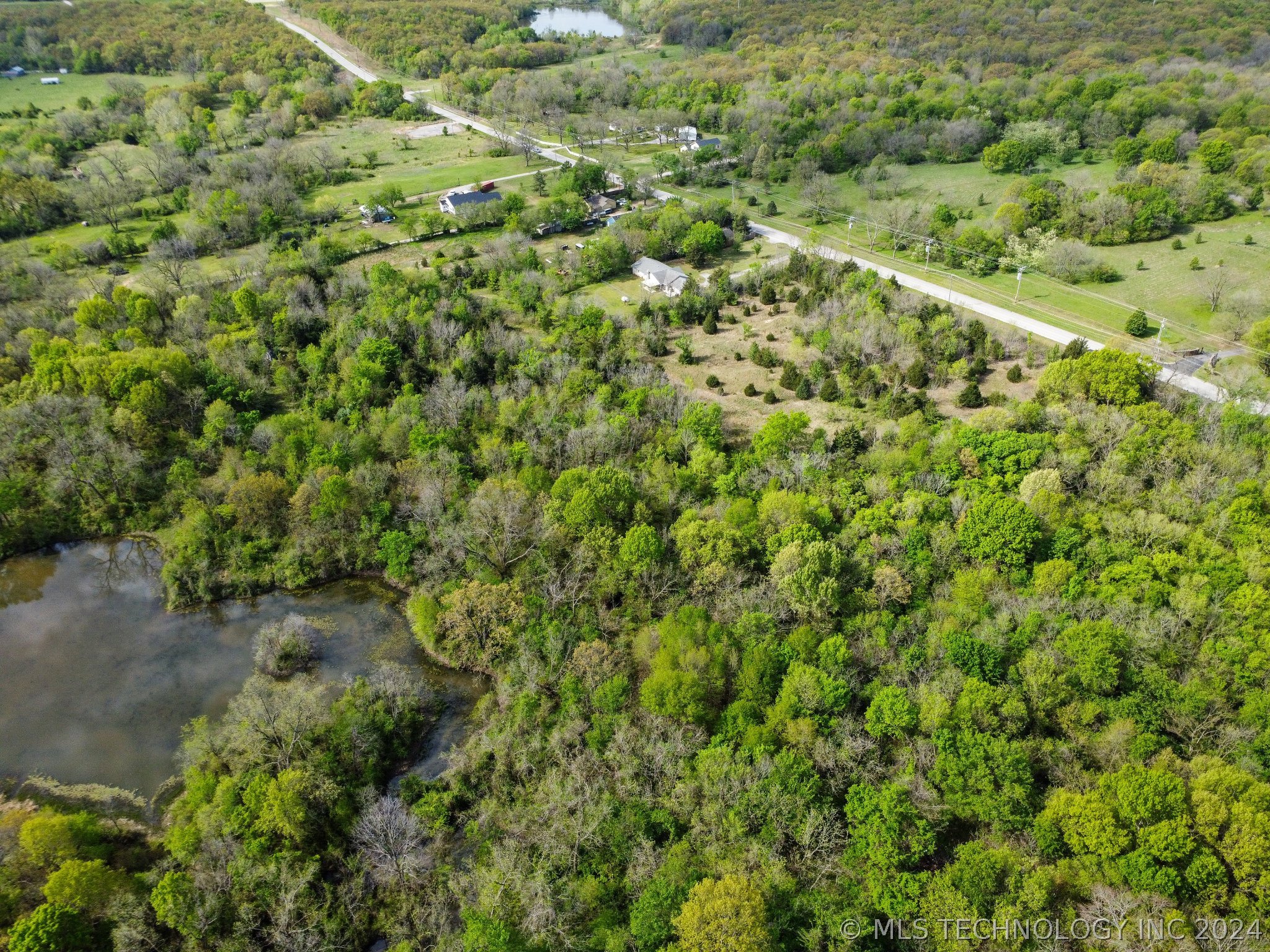 Photo 4 of 14 of S Peoria Avenue land