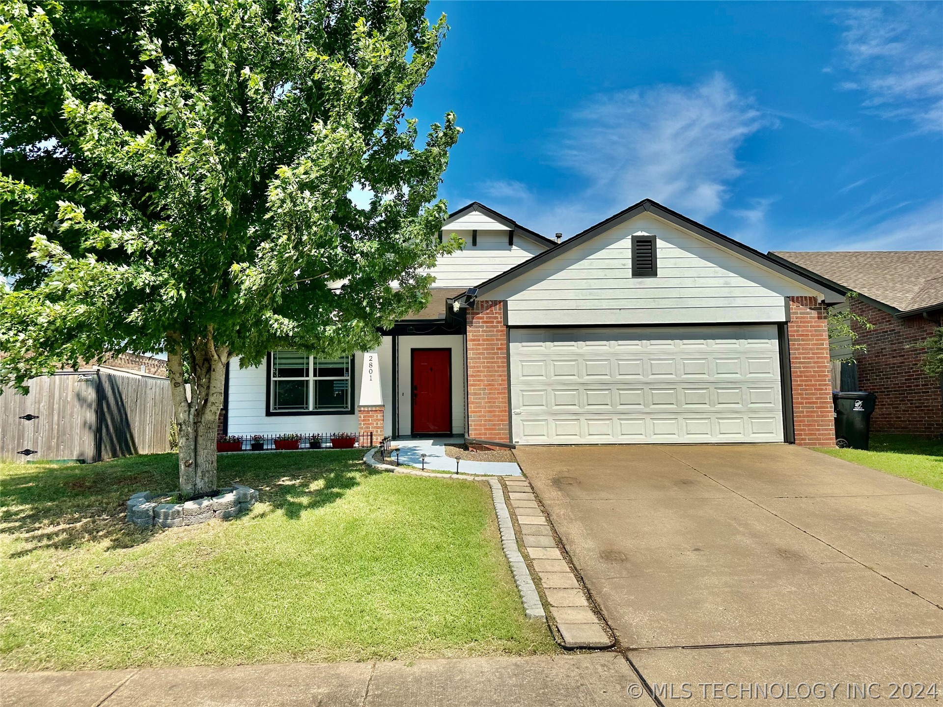 Photo 1 of 20 of 2801 N 22nd Street house