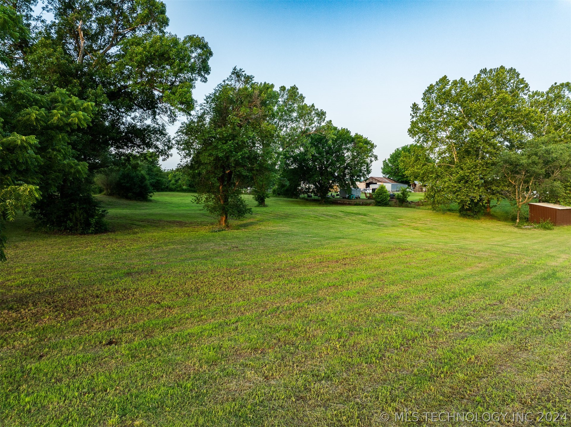 Photo 37 of 50 of 11 S 193rd EastAvenue land