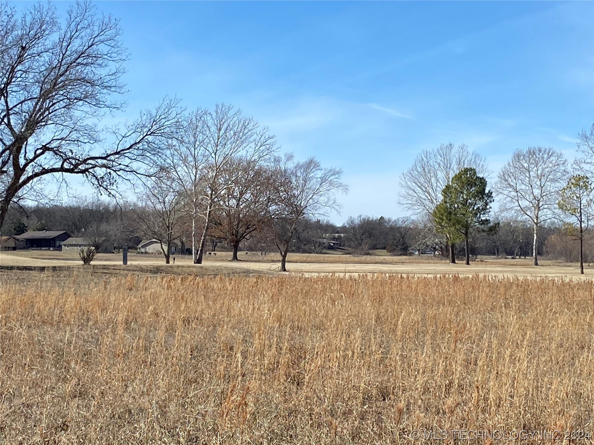 Photo 2 of 3 of Golf Club land