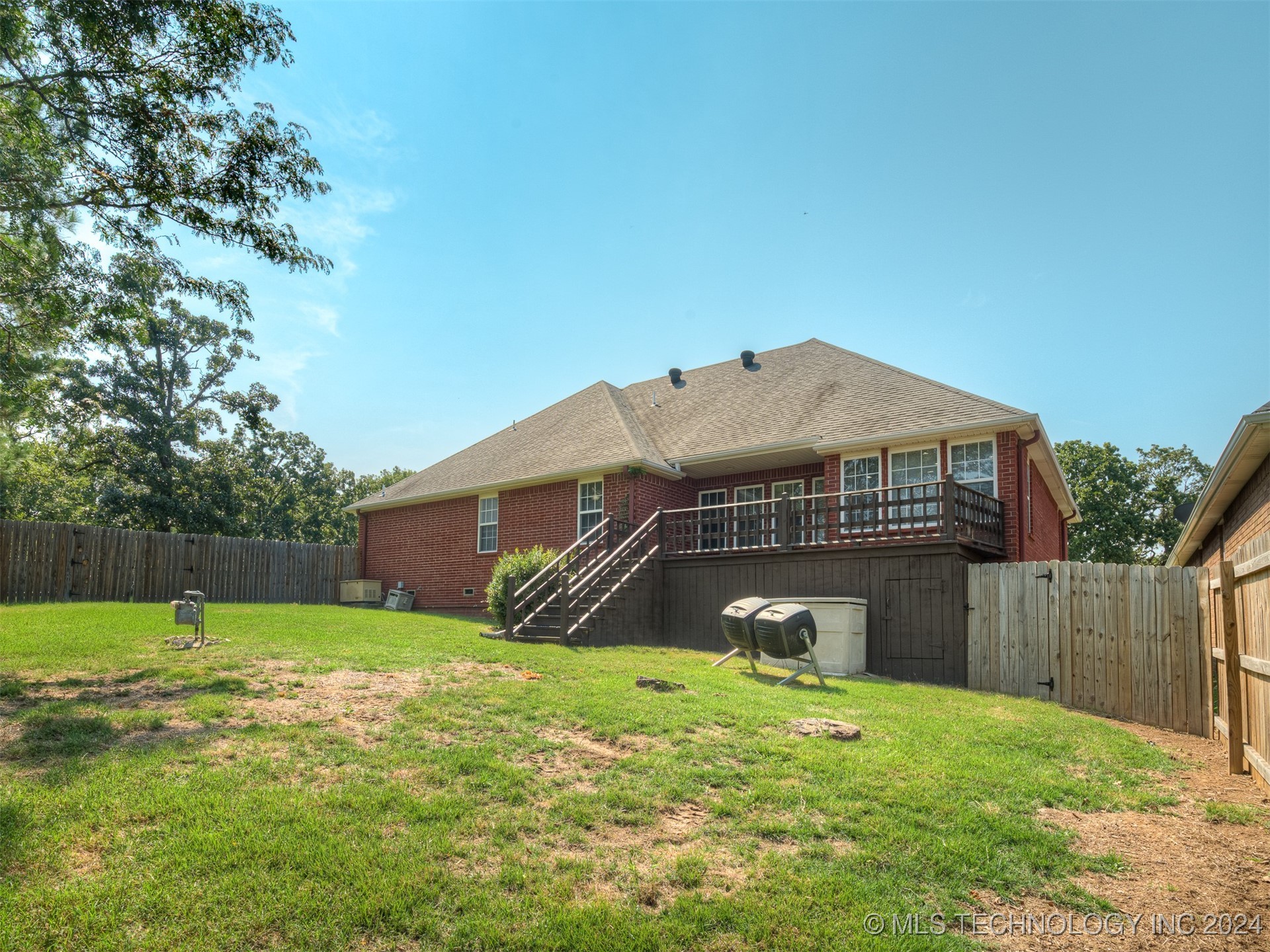 Photo 39 of 45 of 403 Oklahoma Avenue house