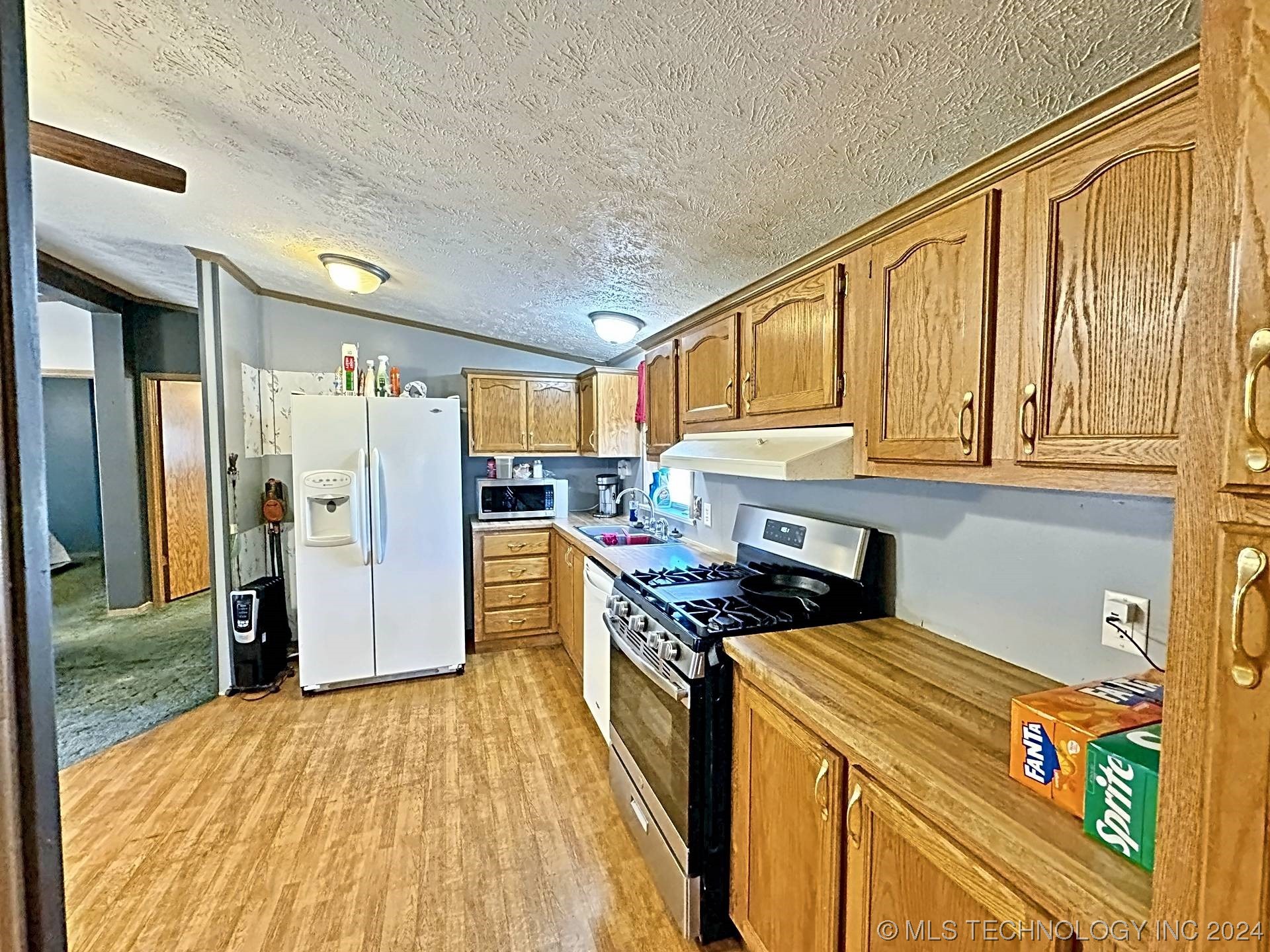 Photo 7 of 48 of 15884 W Flint Rock Road mobile home