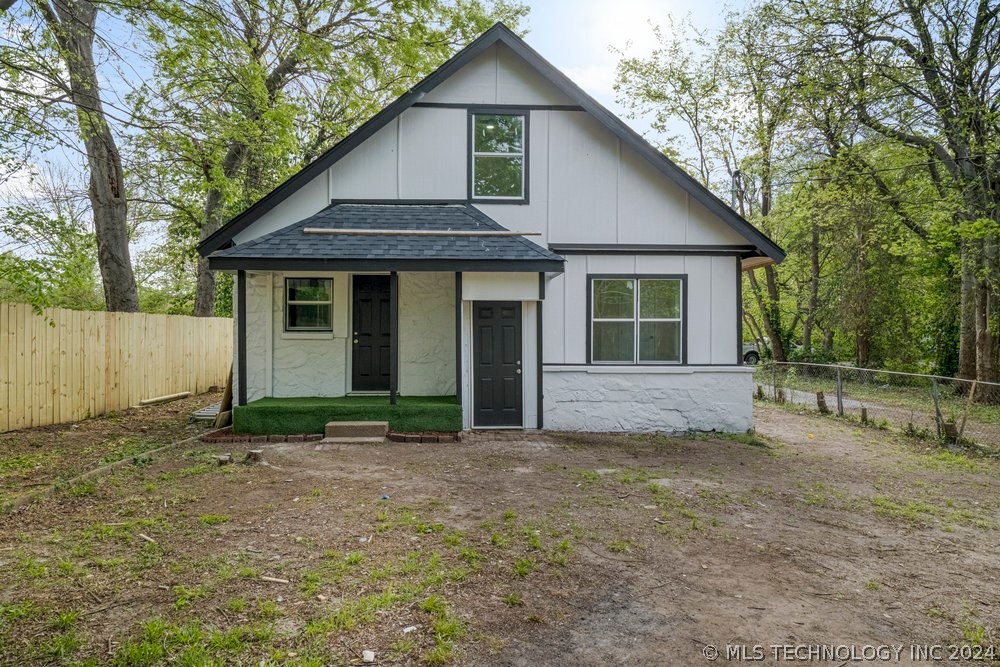 Photo 40 of 41 of 1438 N Santa Fe Avenue house