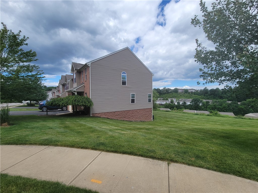 Photo 2 of 34 of 220 Southern Valley Ct townhome