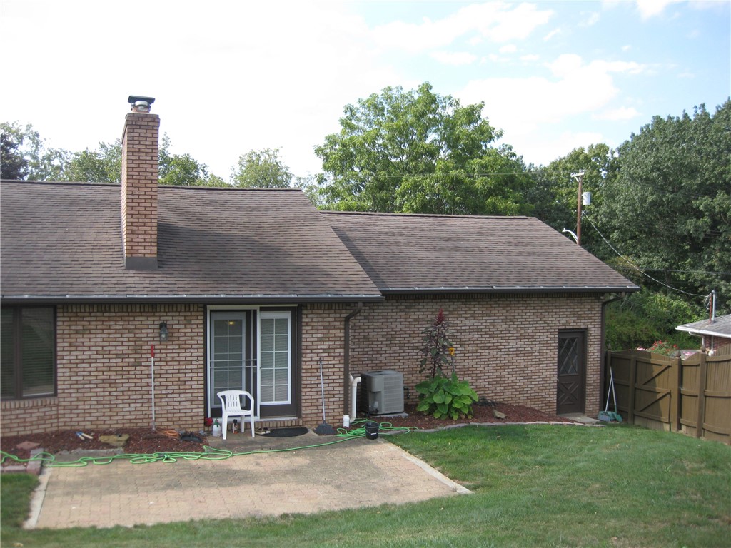 Photo 12 of 50 of 2385 Hospital Drive house