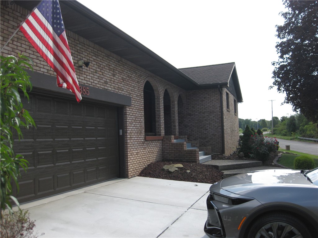 Photo 3 of 50 of 2385 Hospital Drive house