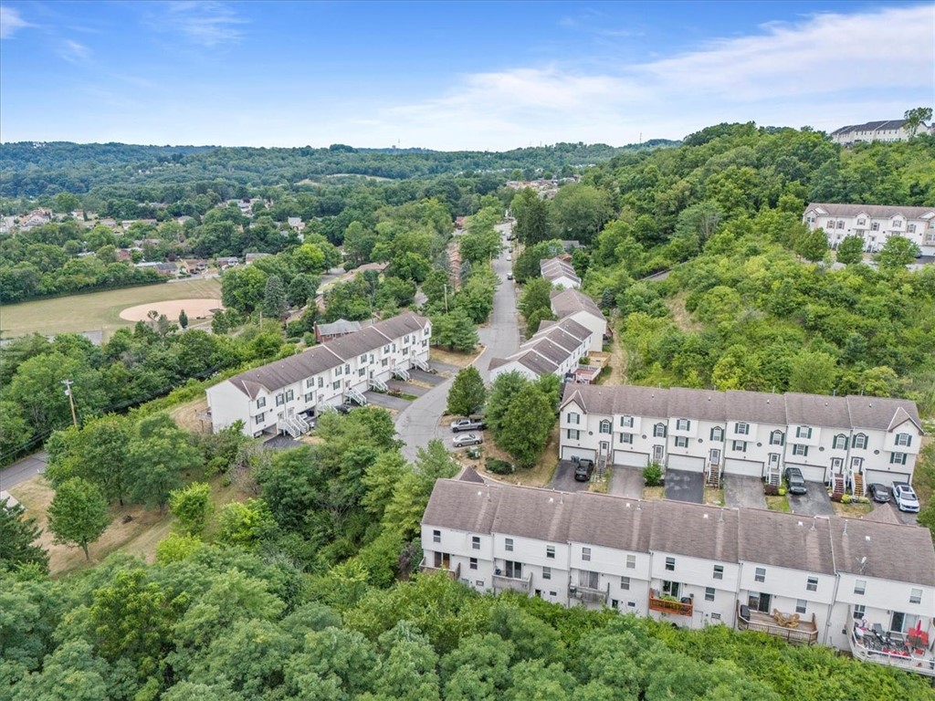 Photo 44 of 46 of 201 Scenic Hill Dr townhome