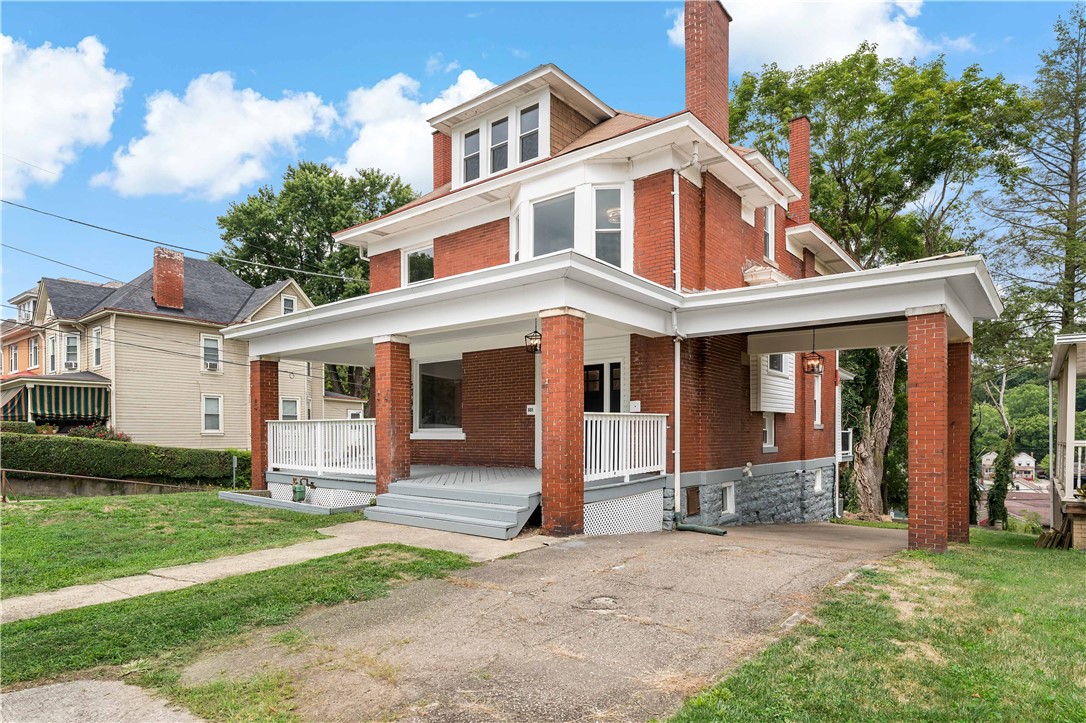 Photo 2 of 45 of 601 Beechwood Ave house