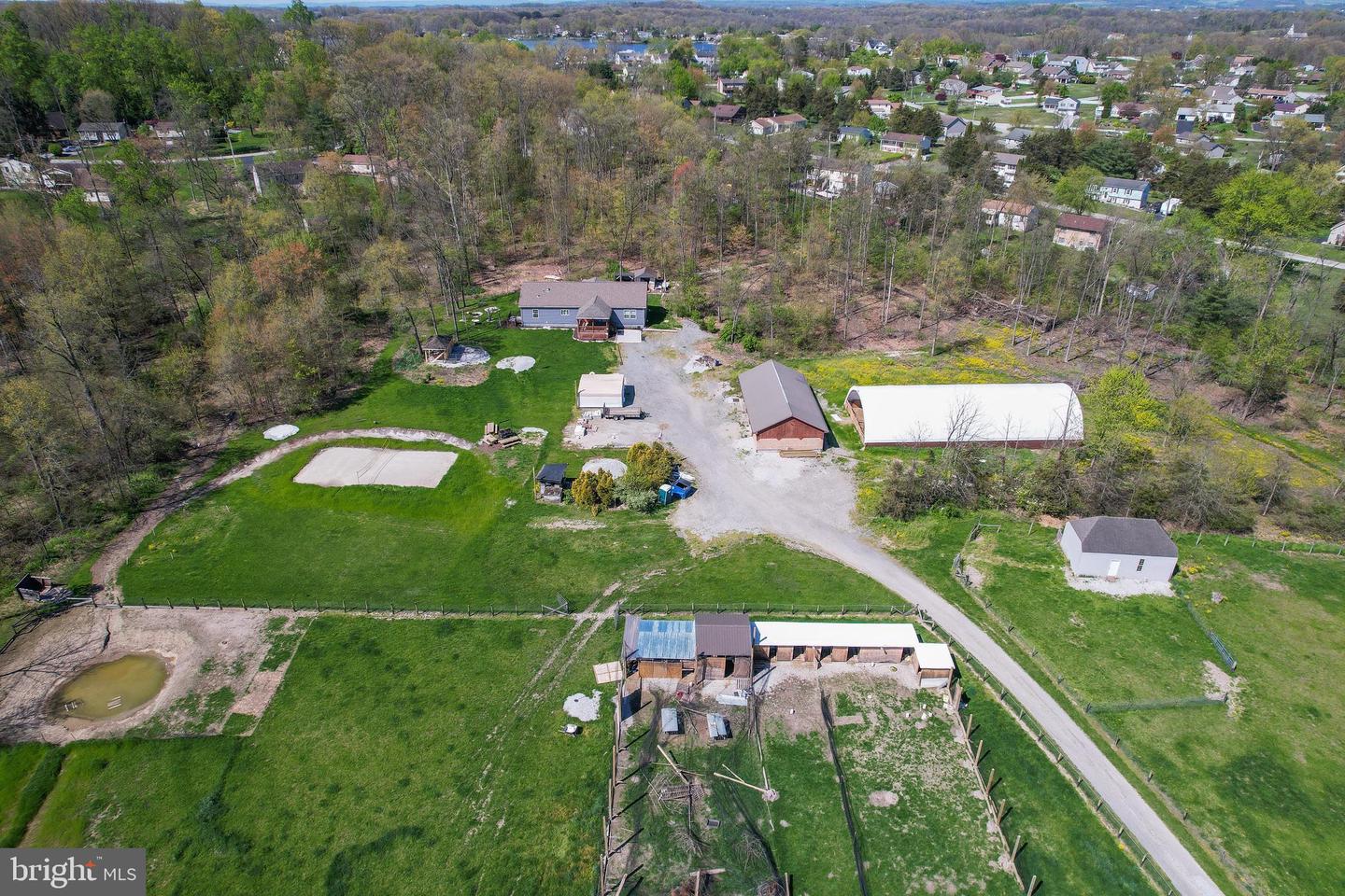 Photo 5 of 63 of 2940 Stoney Point Rd house