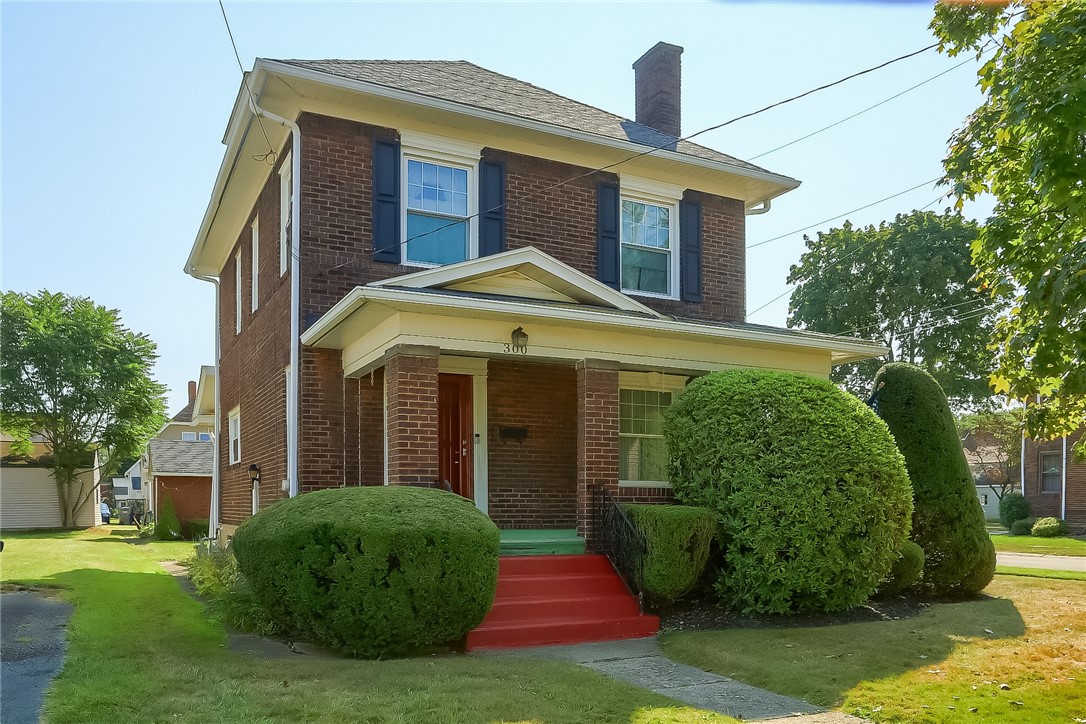 Photo 1 of 35 of 300 Wood St house