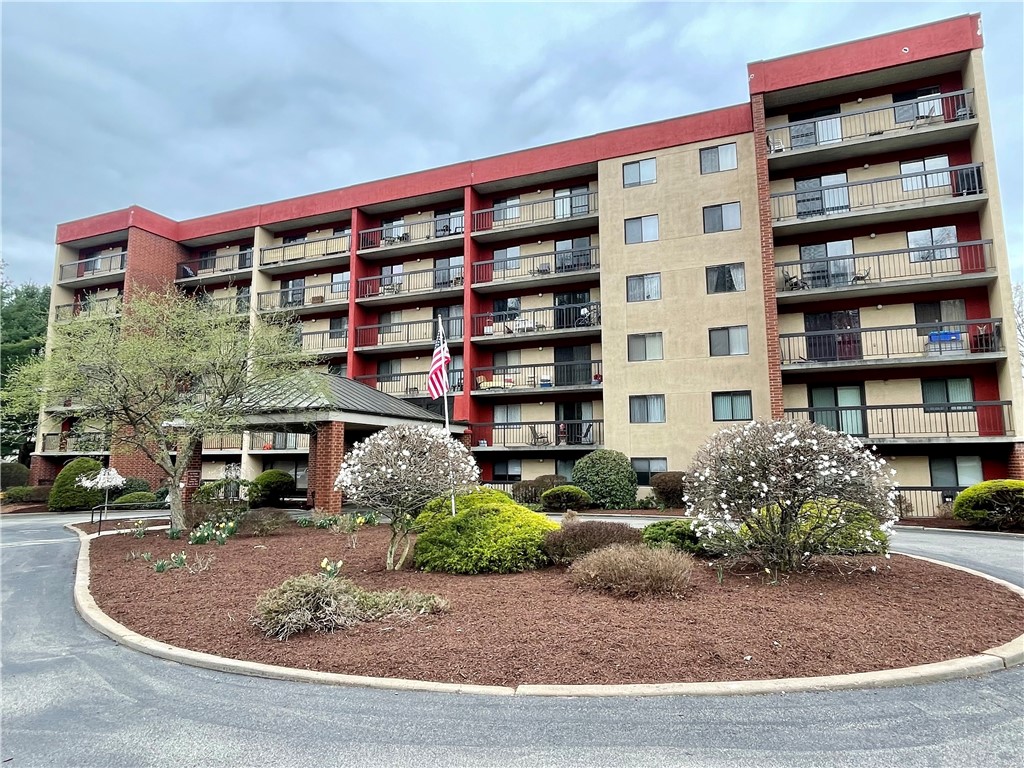 Photo 1 of 30 of 1987 Centurion Drive 110 condo